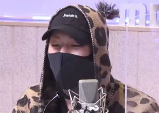 GOT7 BamBam apologizes on his knees after making a speech mistake on a live radio show