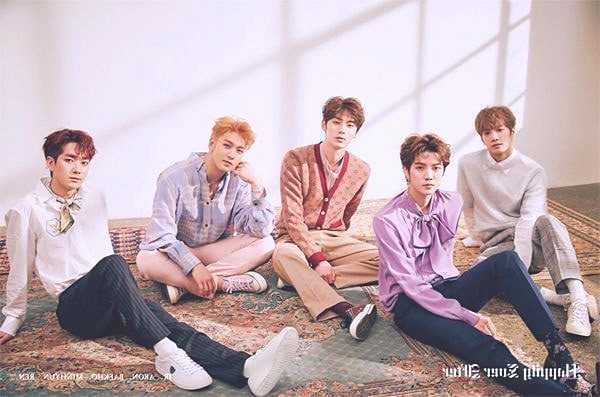 4 K-Pop Groups who actually keep up with their debut members for over 10 years