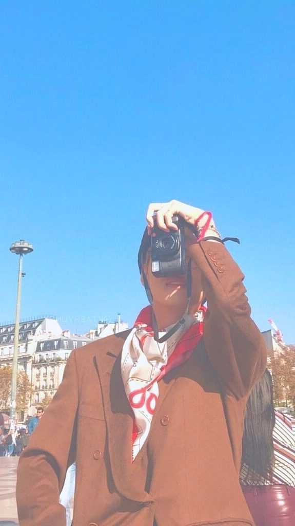 Ko So Young Owns Special Bag Which is created by BTS V