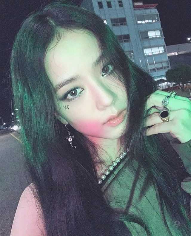Netizens talk about their preferred BLACKPINK&#8217;s Instagram photos