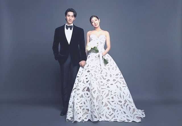 Park Shin Hye and Choi Tae Joon&#8217;s wedding pictures tend to be released
