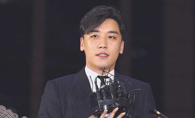 Officially, Seungri has been removed from Instagram