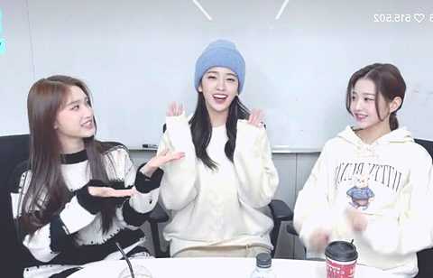 Vlive Today: Ive&#8217;s Severe