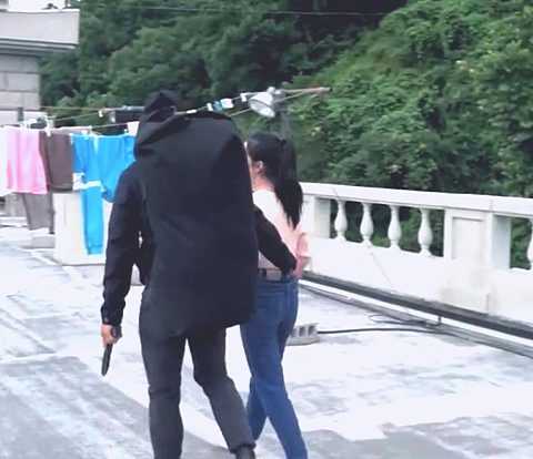 Aren&#8217;t Jung Haein &#038; Jisoo too close?
