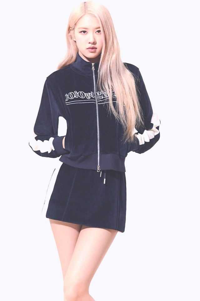 Internet users are in awe of BLACKPINK Rose&#8217;s 5252 photoshoot