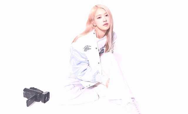 Internet users are in awe of BLACKPINK Rose&#8217;s 5252 photoshoot