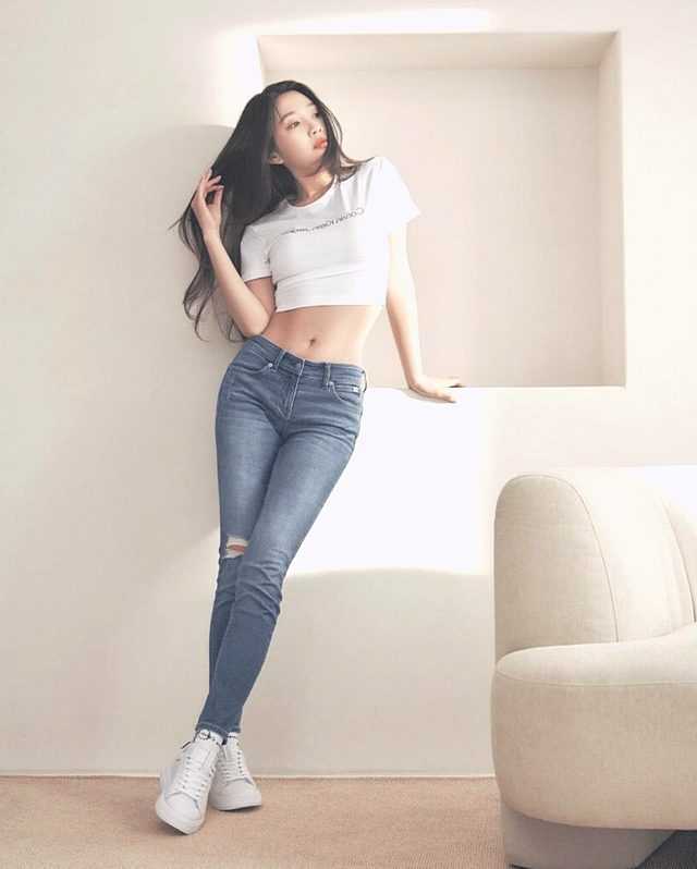 Internet users comment that Red Velvet Joy works out quite a bit after looking at her most recent photos