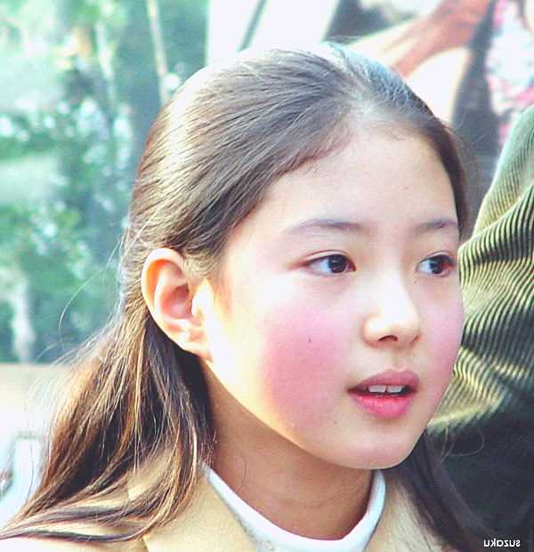 Lee Se Young said her parents made her debut because she was too pretty to risk of kidnapping