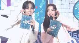 Music bank’s mc Jang Wonyoung and Yang Jungwon