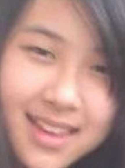 Rose had plastic surgery on her eyelids, did you know?