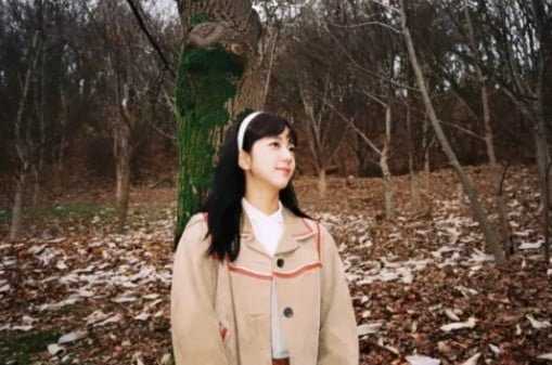 BLACKPINK Jisoo updated her instagram with a new story
