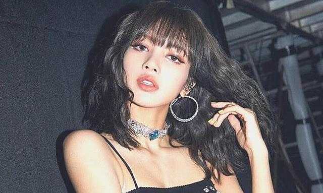 Apart from Lisa, Are there other female idols proficient in the art of rapping?