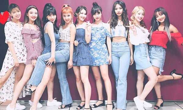 Other than BTS and BLACKPINK who are the top idols across the US?