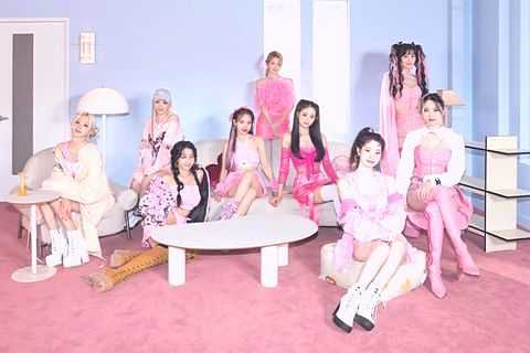 By renewing with JYP, Twice is able to overcome the curse of 7 years