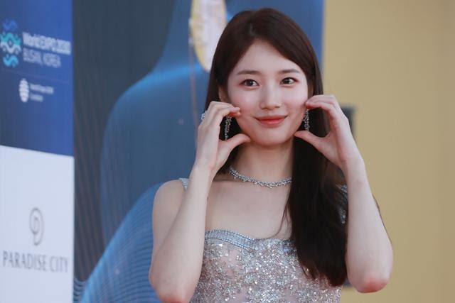Court fines man 500,000 won for calling Suzy 'national hotel girl'